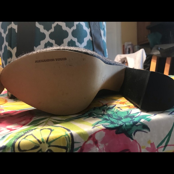 High heel booties - Picture 3 of 3